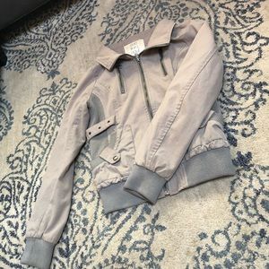 Gray women’s zip up jacket